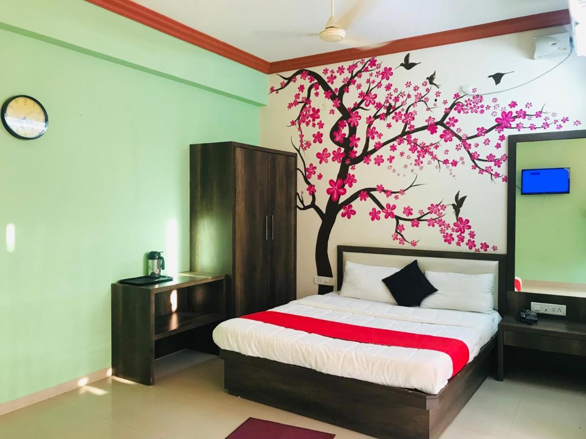 Staymaker Prakash International Gonikoppal Экстерьер фото