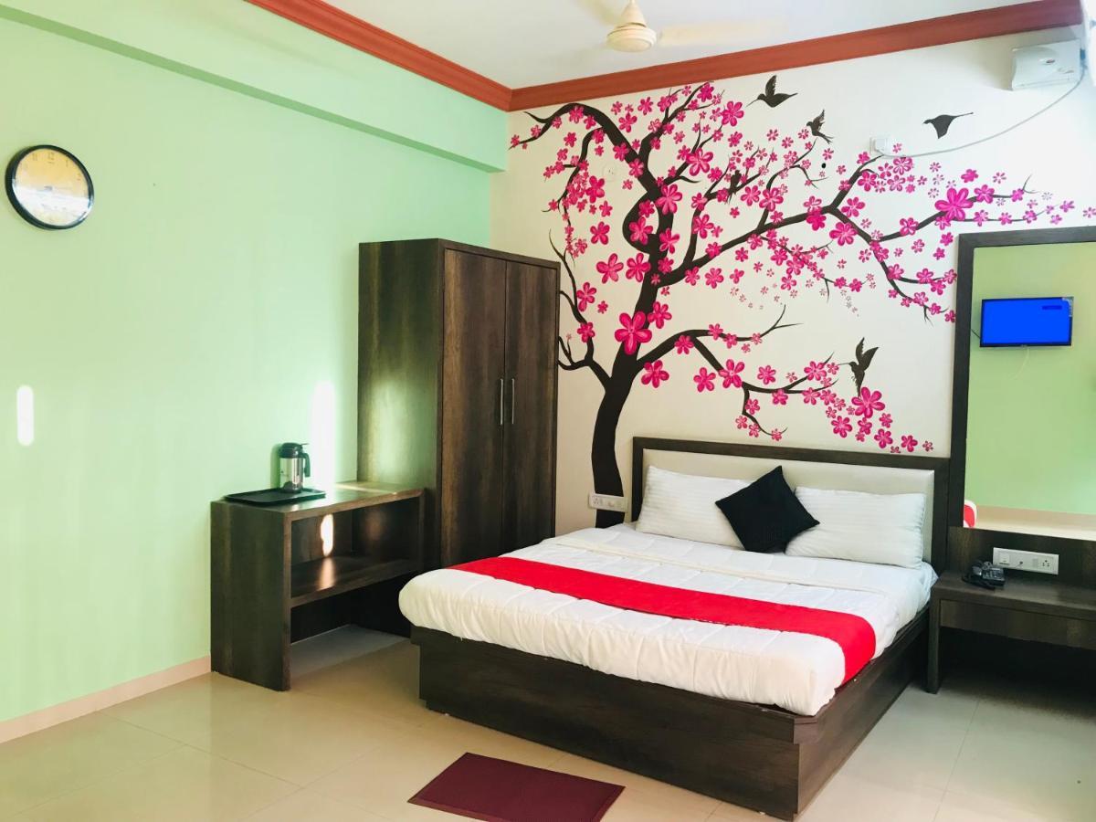 Staymaker Prakash International Gonikoppal Экстерьер фото