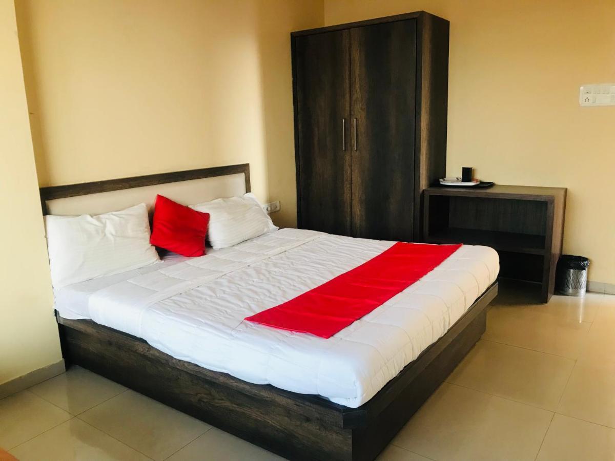 Staymaker Prakash International Gonikoppal Экстерьер фото